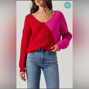 Colorblock V-Neck Cropped Twist Sweater - Red and Pink by Astr The Label